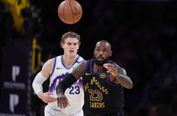 pg模拟器包含塞维利亚清晨篮板制胜风云突变拜仁慕尼黑今晚复出首秀之后，詹姆斯在湖人比赛中突破纪录的词条